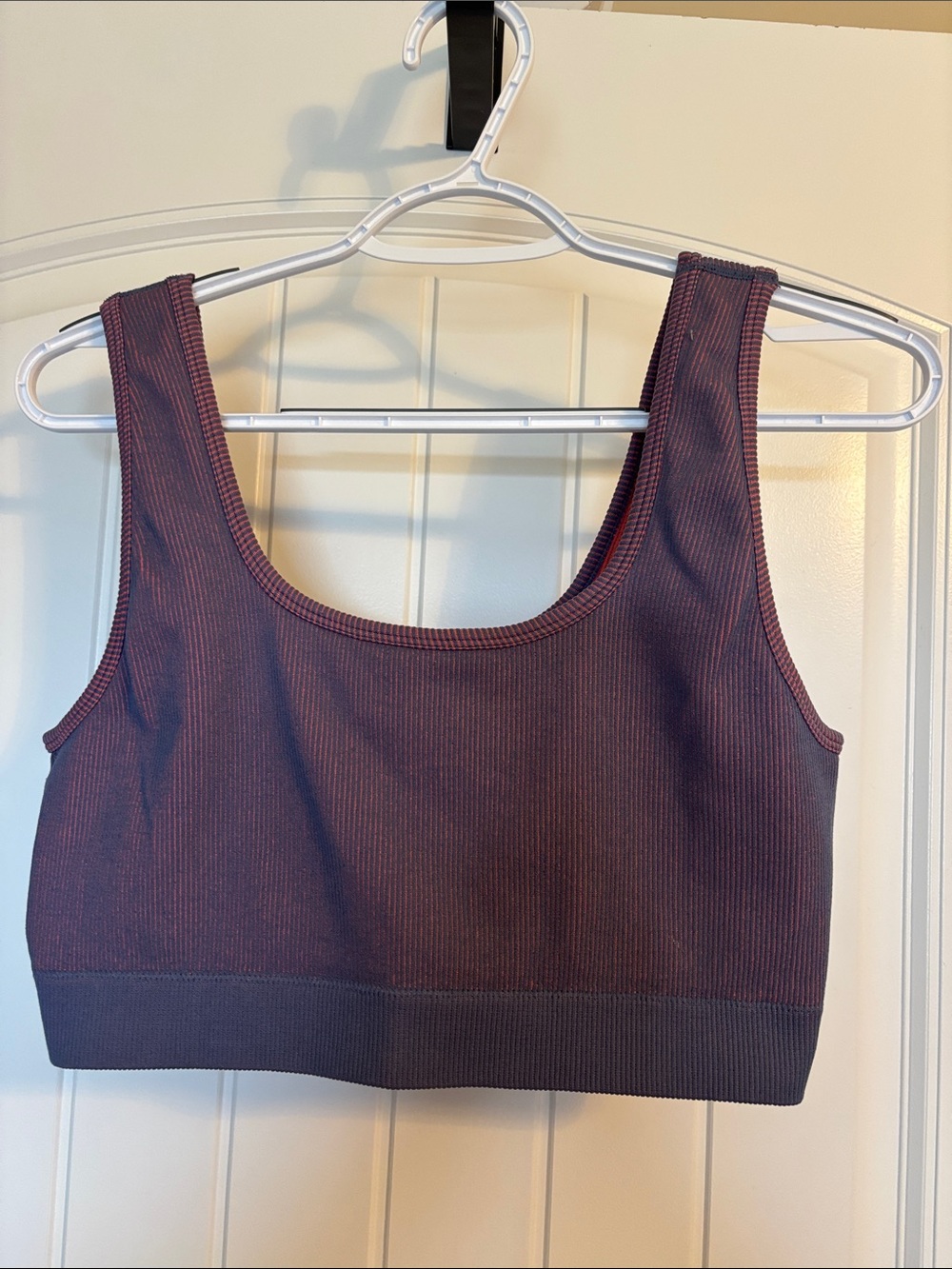 Lululemon-style Ribbed Sports Bra